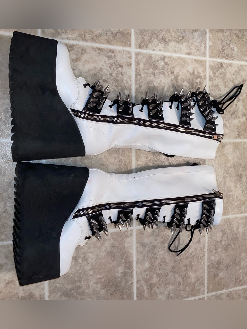 WIDOW DOLLS KILL PURE APPETITE FOR DESTRUCTION WHITE PLATFORM BOOTS US 8 - Picture 2 of 3